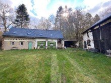 Hauptbild ***Ein-/Zweifamilienhaus mit Nebengebäude und großem Grundstück