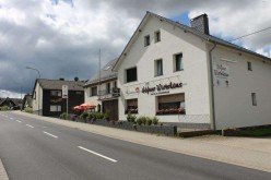 Hauptbild Hotel-& Gastronomie m. Veranstaltungssaal, Lagerhalle und Betreiberwohnung